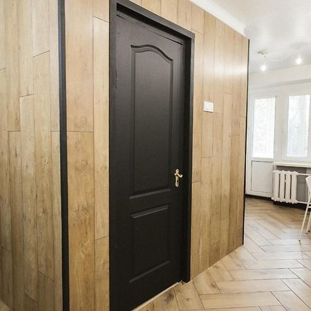 Loft-Style Apartment Izmail Luaran gambar
